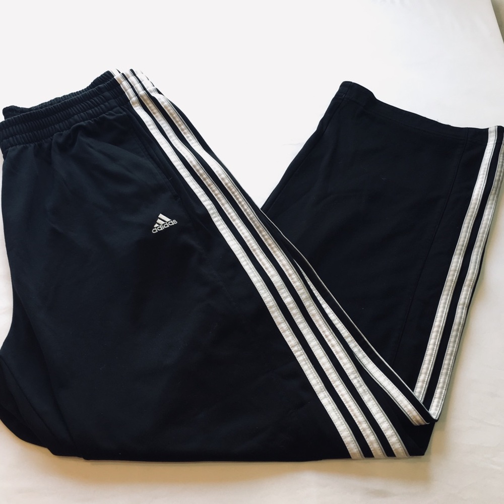 ADIDAS PANTS SIZE XL.
